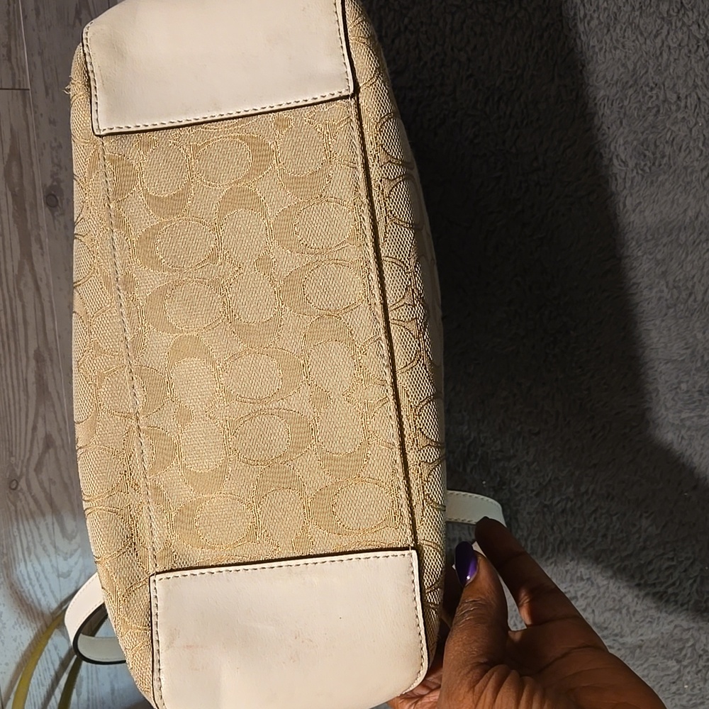 Coach F58282 Outline Signature Zip Top Cream Tote Bag - Picture 11 of 13
